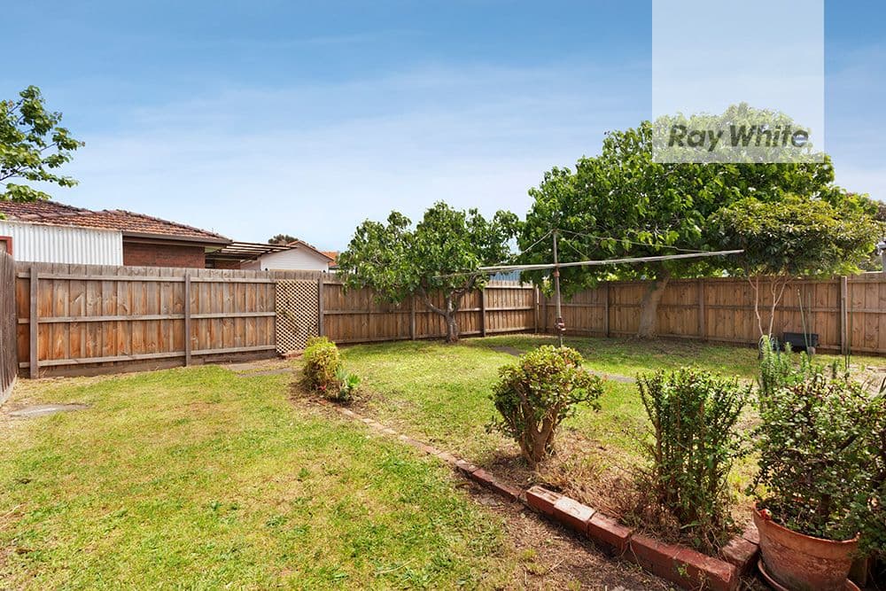 13 Glenora Avenue, Coburg VIC 3058, Coburg - Thumbnail 8