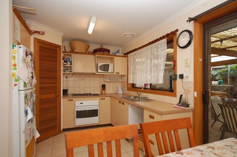 11 Berry Court, LILYDALE VIC 3140, Lilydale - Thumbnail 2