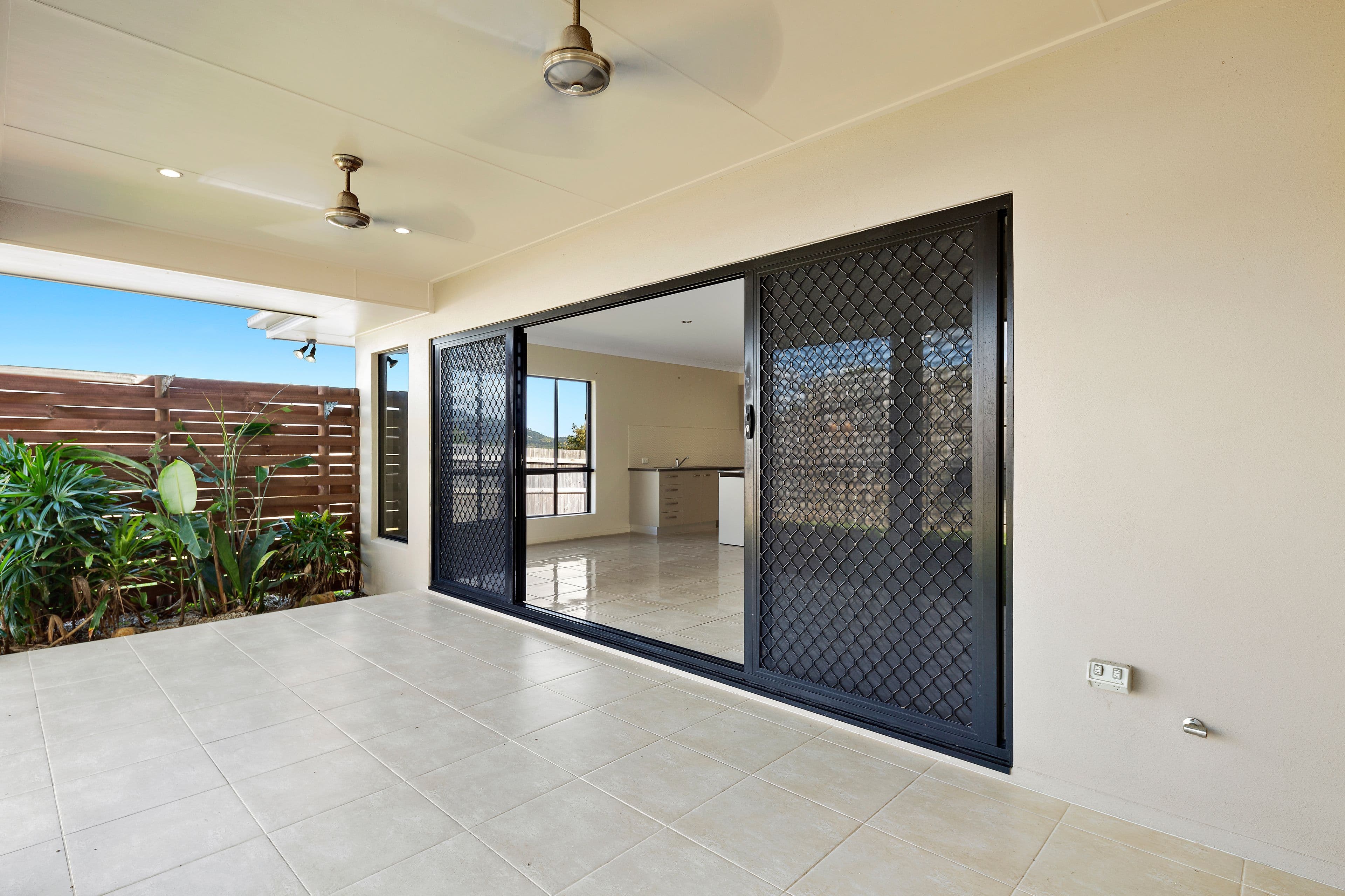 70 Valley Drive, Cannonvale QLD 4802, Cannonvale - Thumbnail 6