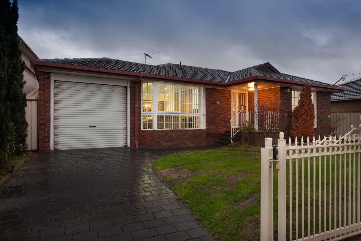 15 Fenton Court, KEYSBOROUGH VIC 3173, Keysborough - Image 1