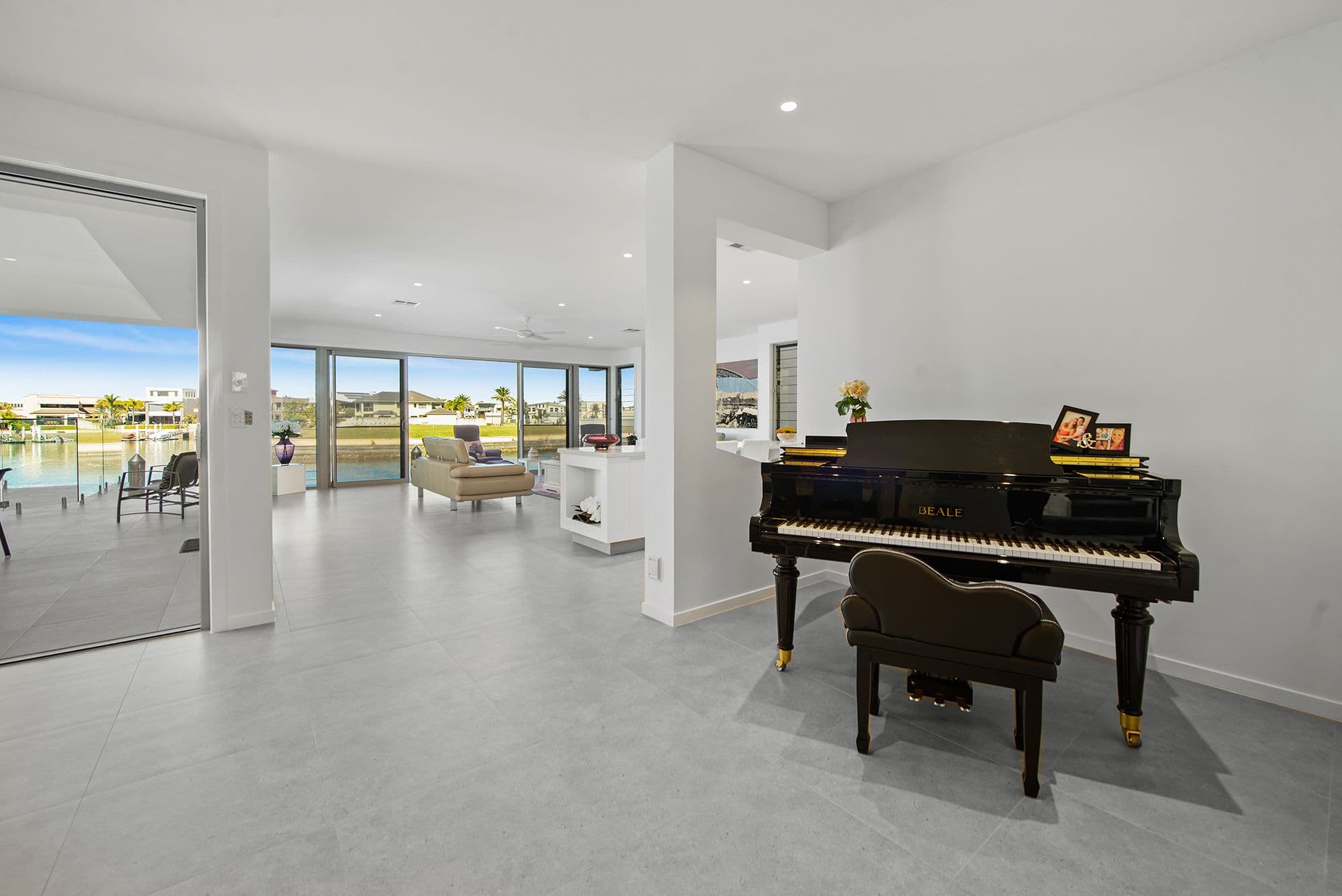 58 Royal Albert Crescent, Sovereign Islands QLD 4216, Sovereign Islands - Thumbnail 8