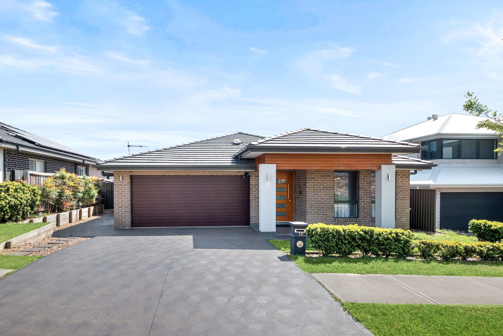 10 & 10a Mahoney Drive, Campbelltown NSW 2560, Campbelltown - Thumbnail 2