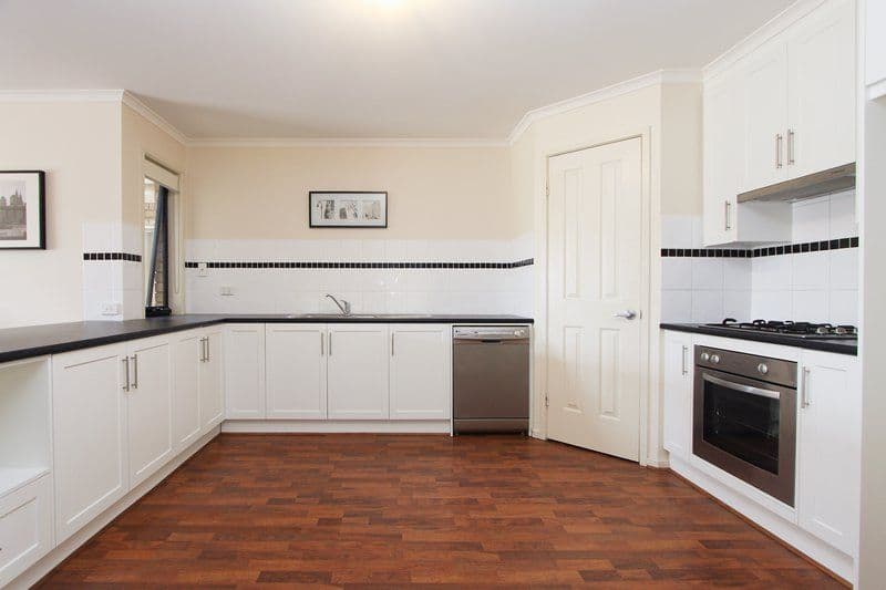 39a Thomson Avenue, ROSTREVOR SA 5073, Rostrevor - Thumbnail 2