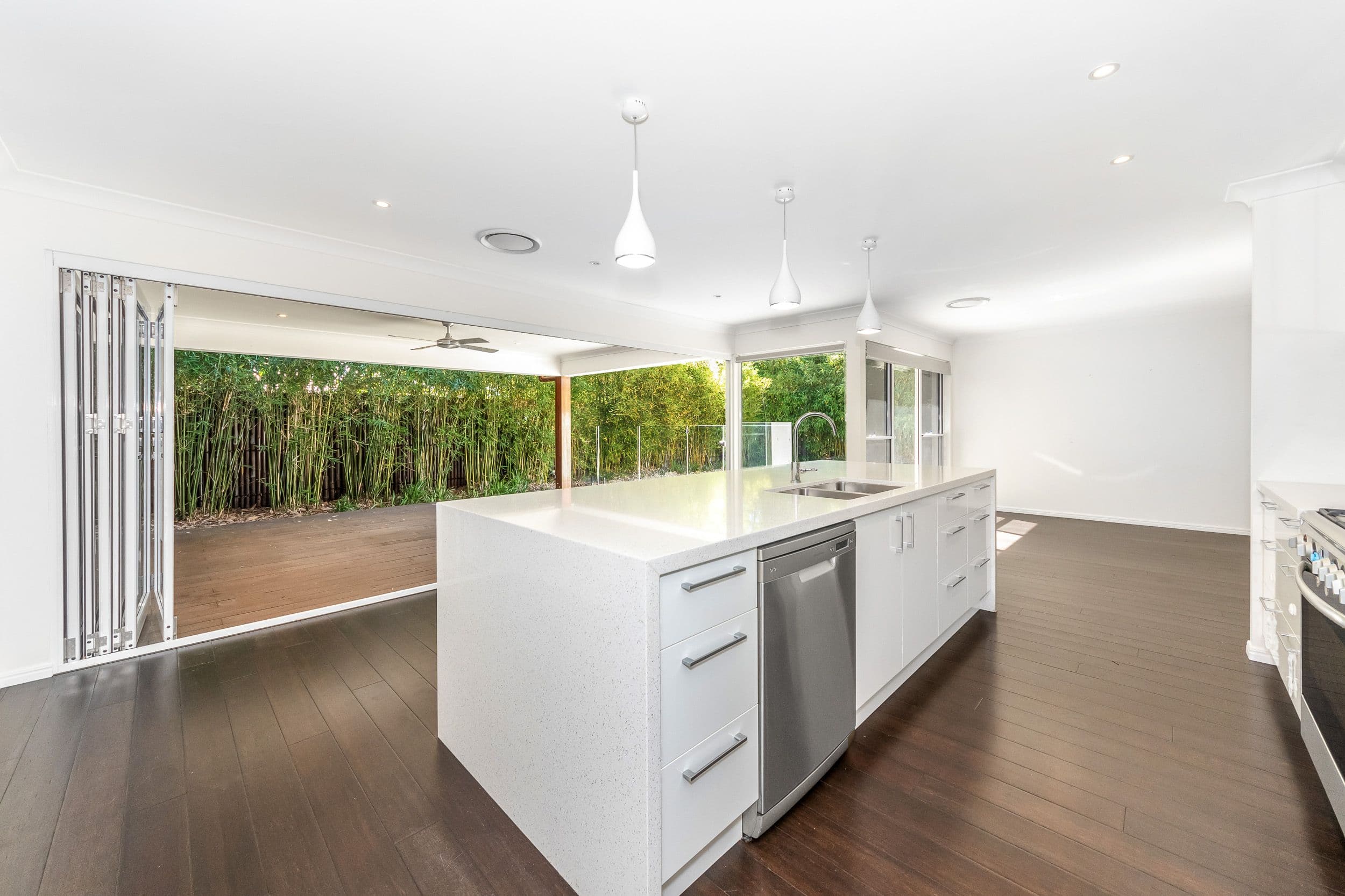 10 Elgin Crescent, Sorrento QLD 4217, Sorrento - Thumbnail 8
