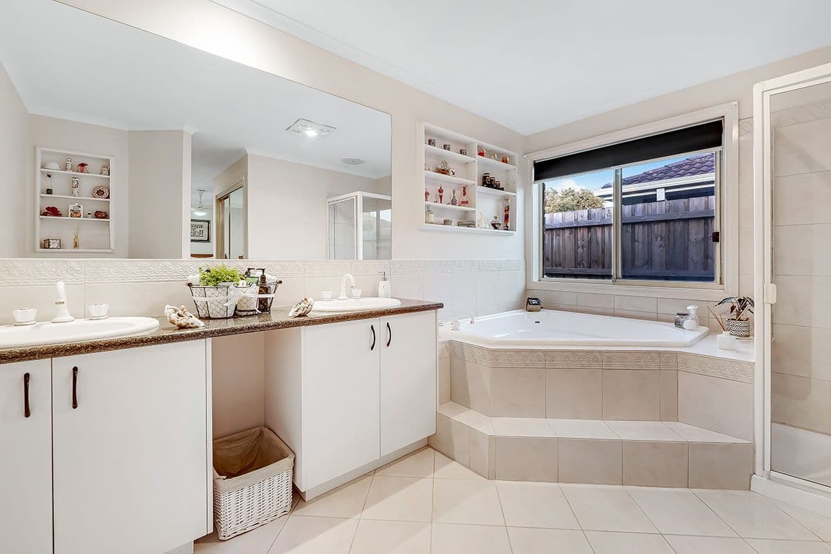 5 Tad Court, Cranbourne North VIC 3977, Cranbourne North - Thumbnail 6