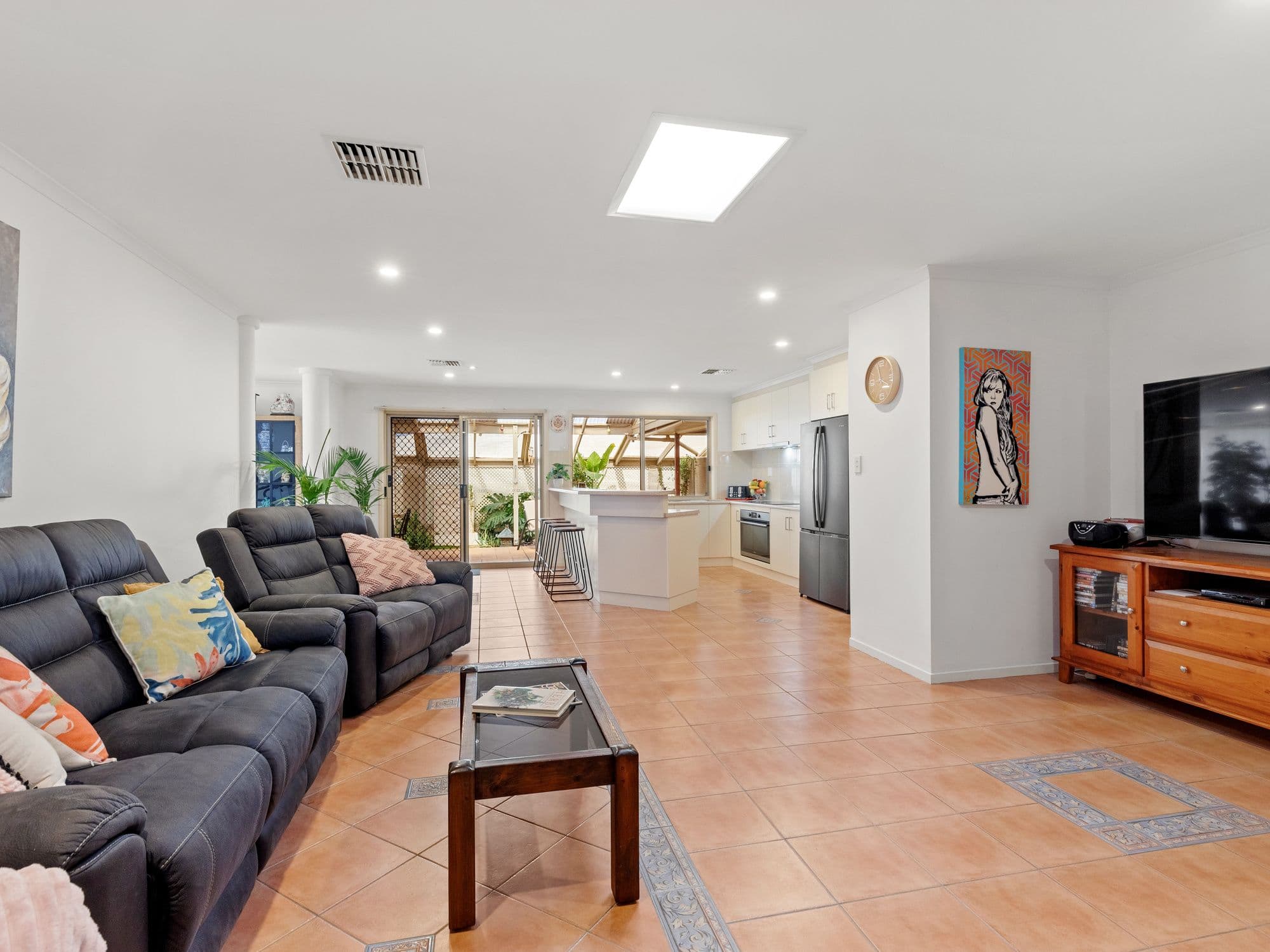 15 Coorumbena Crescent, Morphett Vale SA 5162, Morphett Vale - Thumbnail 5