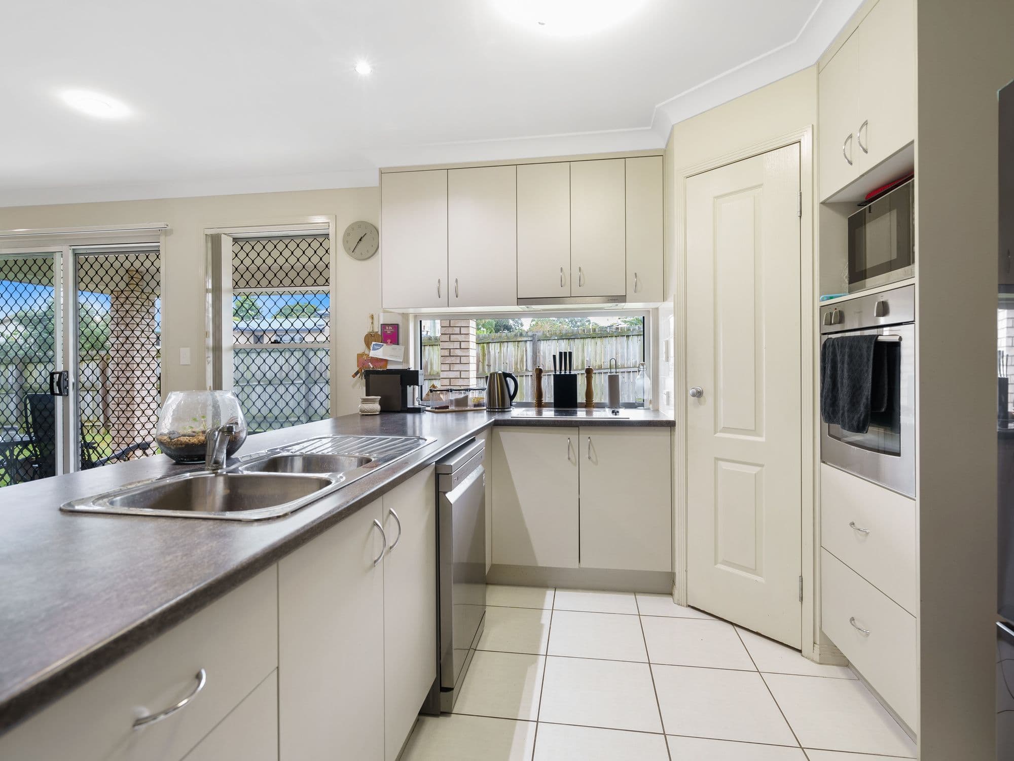81 Logan Reserve Road, Waterford West QLD 4133, Waterford West - Thumbnail 2