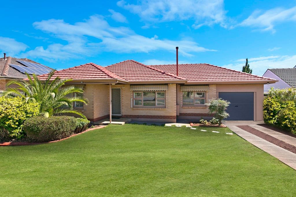 27 Pauls Drive, Valley View SA 5093, Valley View - Image 1