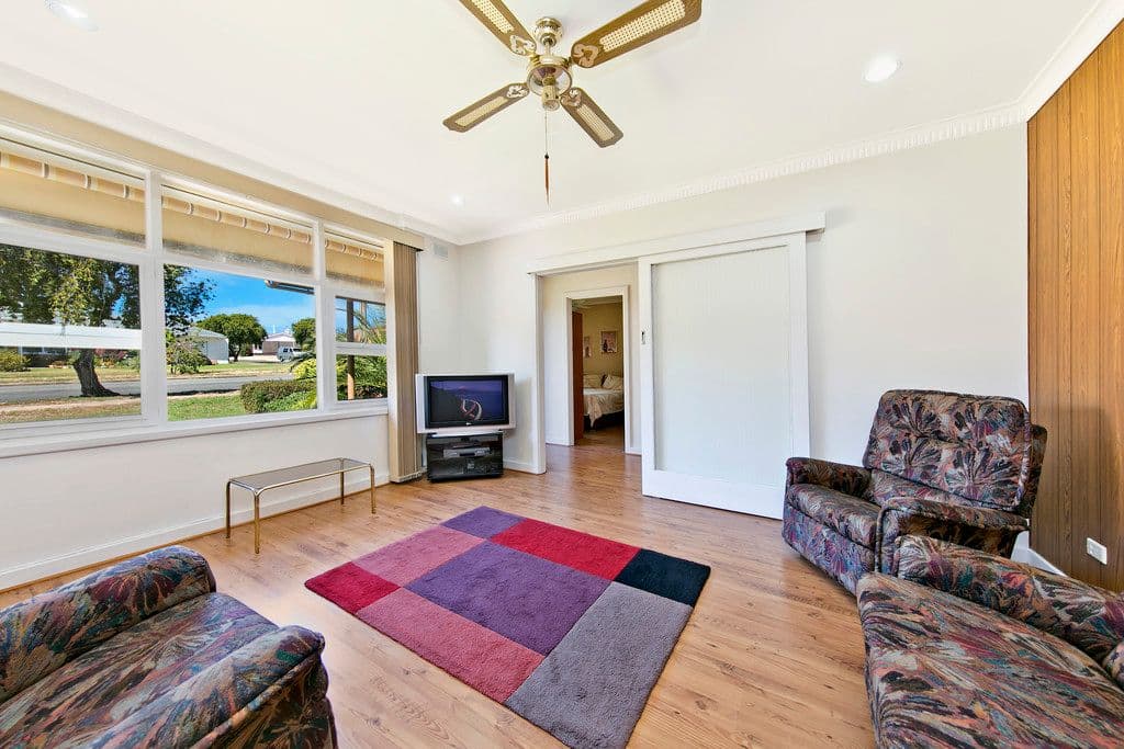 27 Pauls Drive, Valley View SA 5093, Valley View - Thumbnail 2