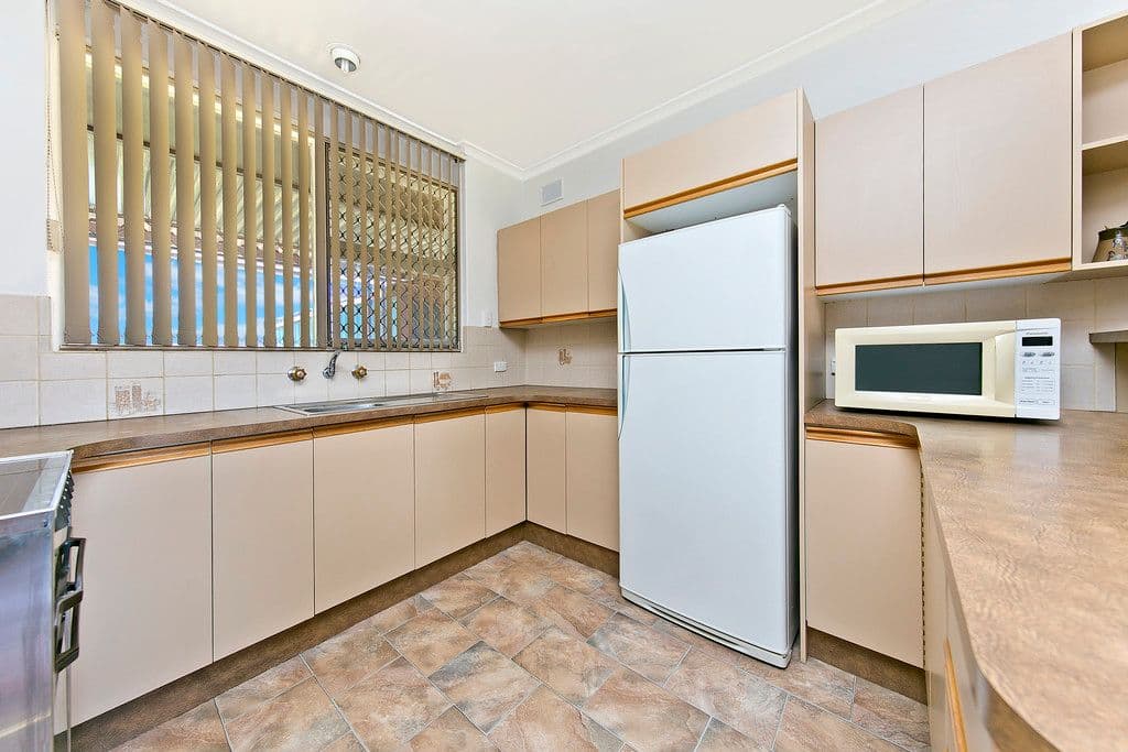 27 Pauls Drive, Valley View SA 5093, Valley View - Thumbnail 3