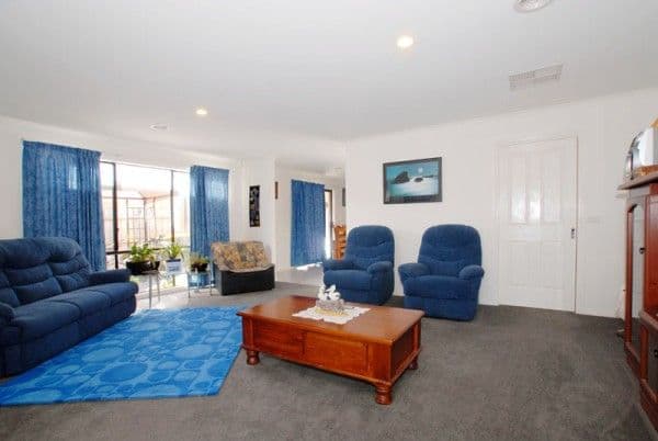 44 Edinburgh Drive, SKYE VIC 3977, Skye - Thumbnail 3