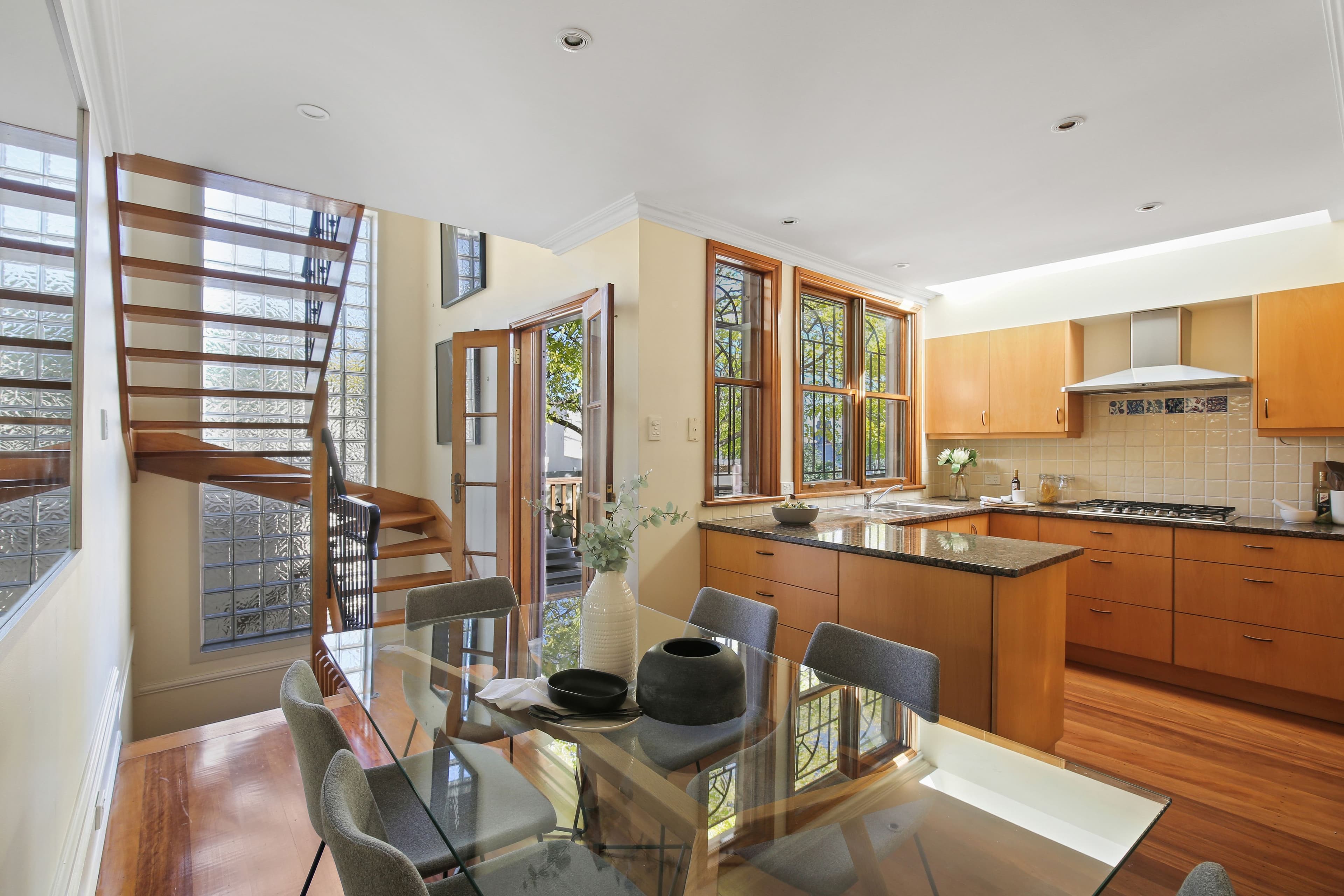 48 Dickson Street, Newtown - Thumbnail 3