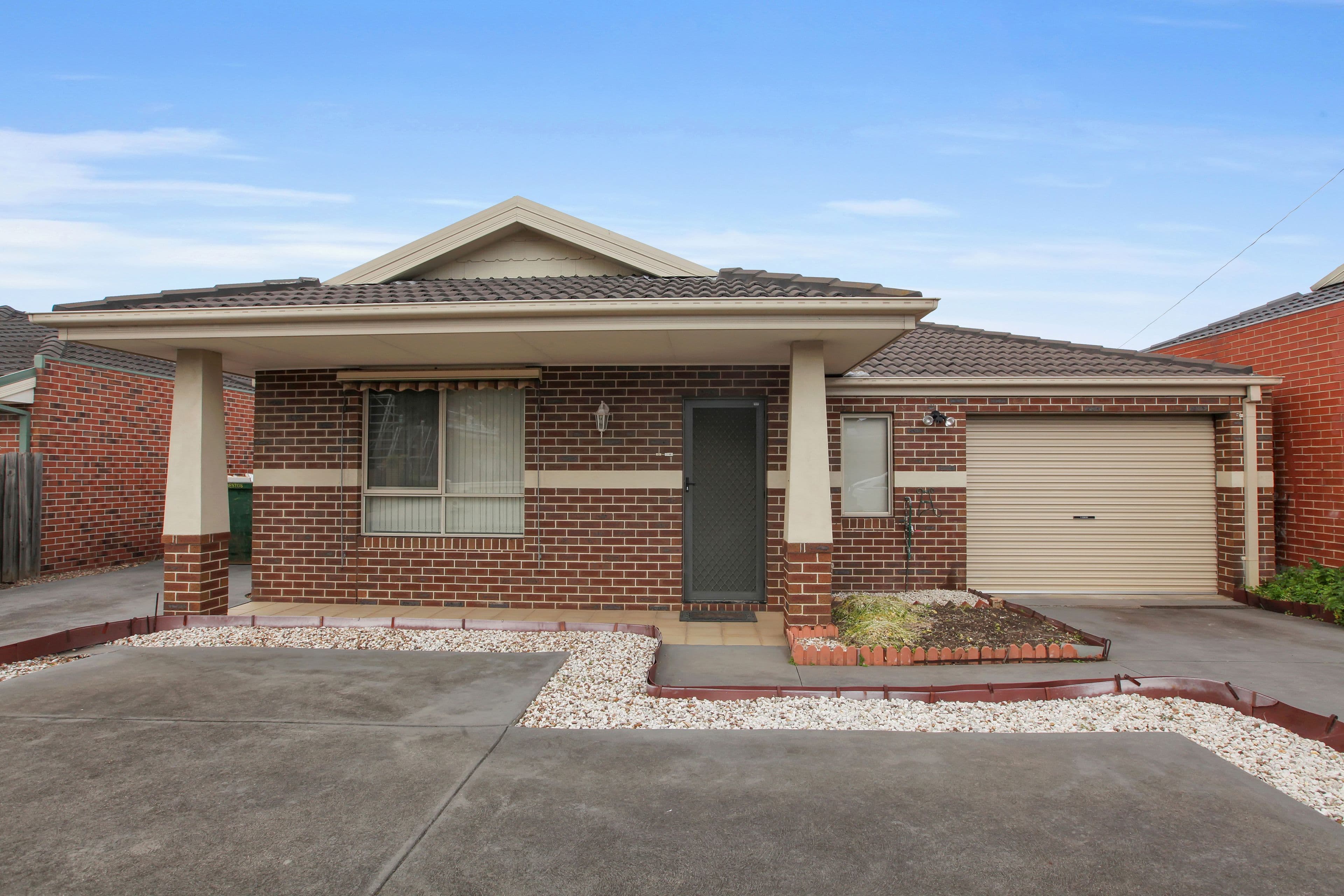 33 Haldane Road, Niddrie VIC 3042, Niddrie - Image 1