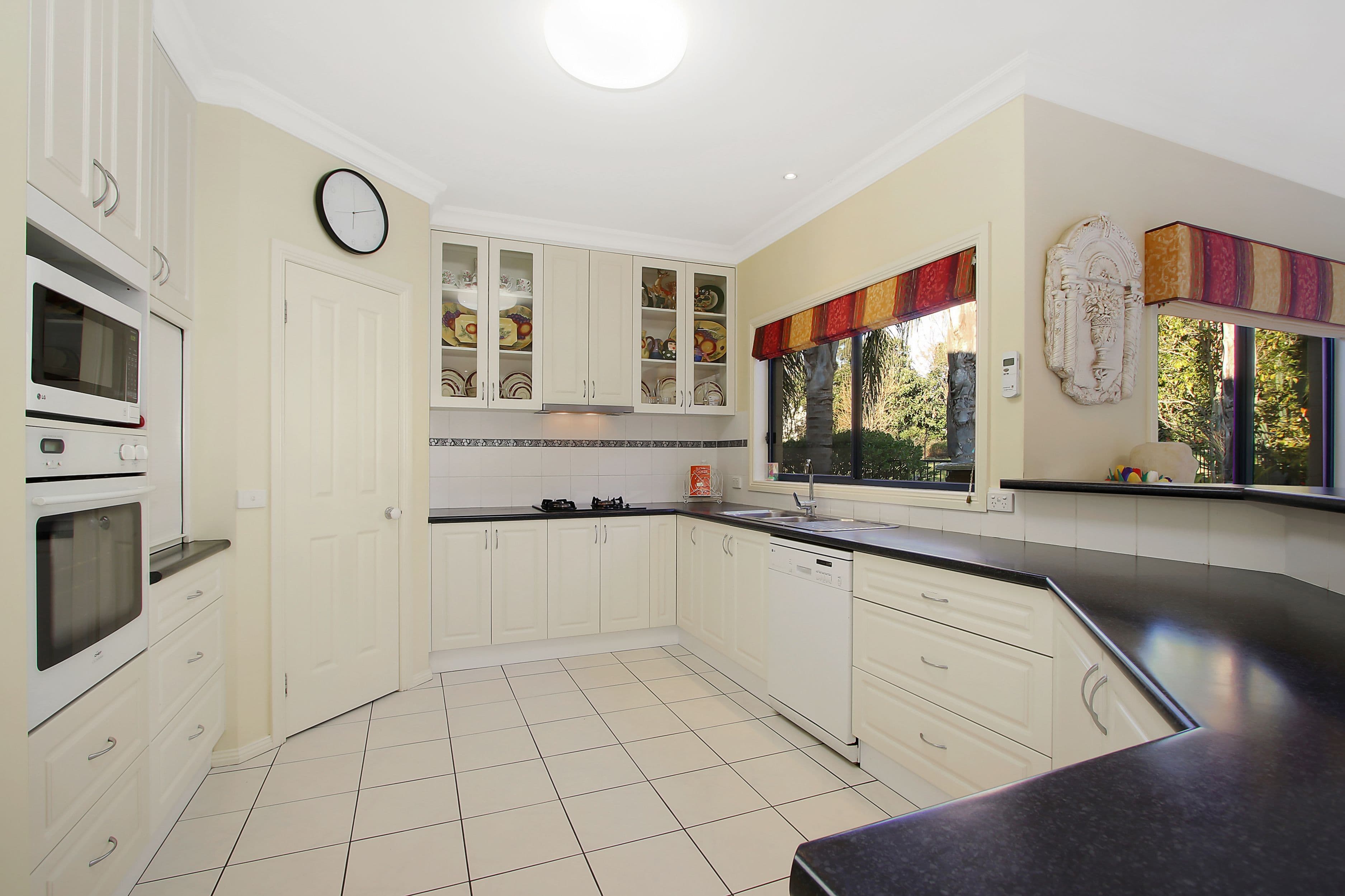 8 McGaffins Road, West Wodonga VIC 3690, West Wodonga - Thumbnail 4