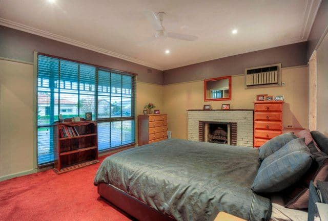 49 Liston Avenue, RESERVOIR VIC 3073, Reservoir - Thumbnail 6