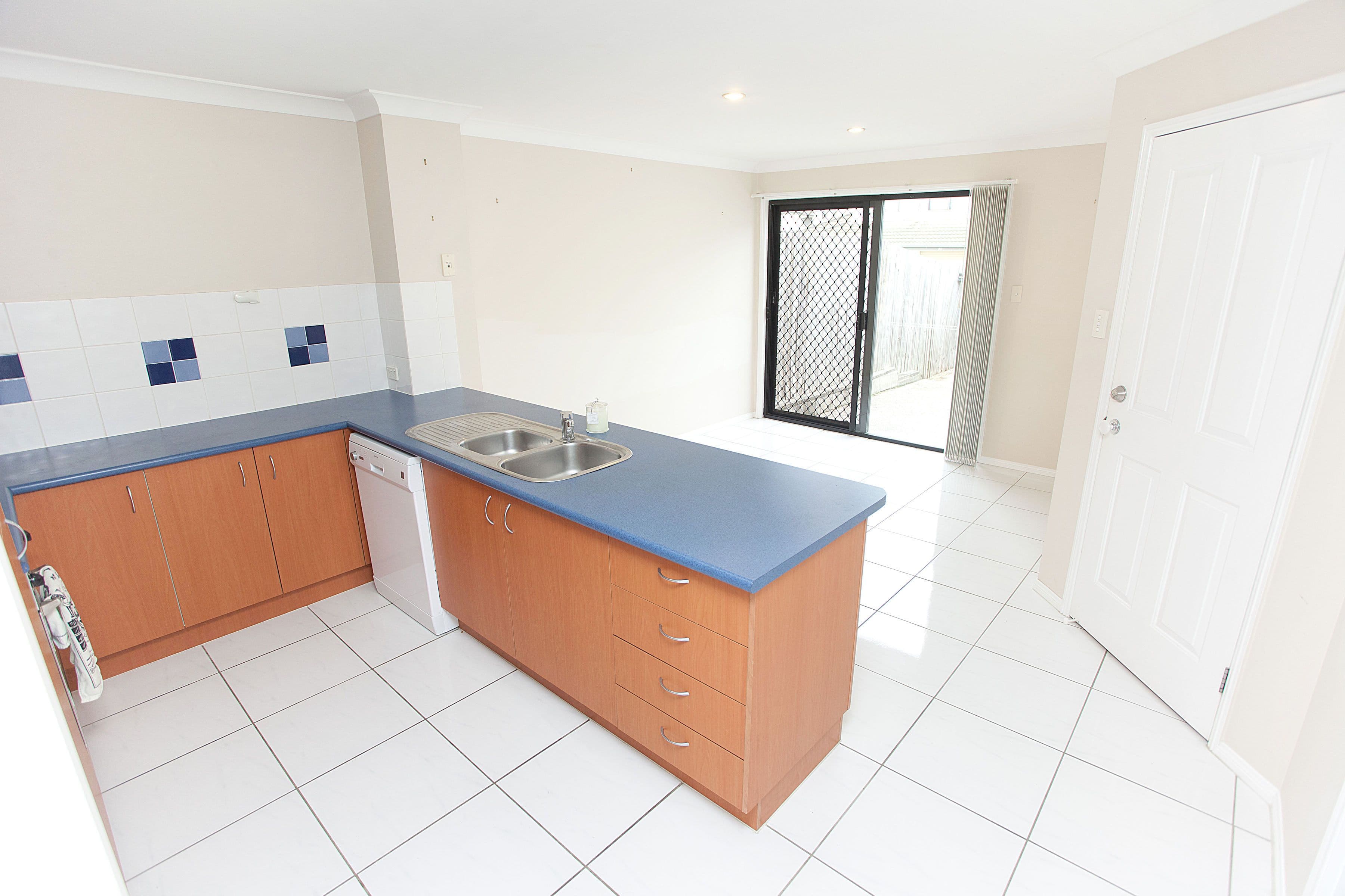 16 Violet Close, Eight Mile Plains QLD 4113, Eight Mile Plains - Thumbnail 7