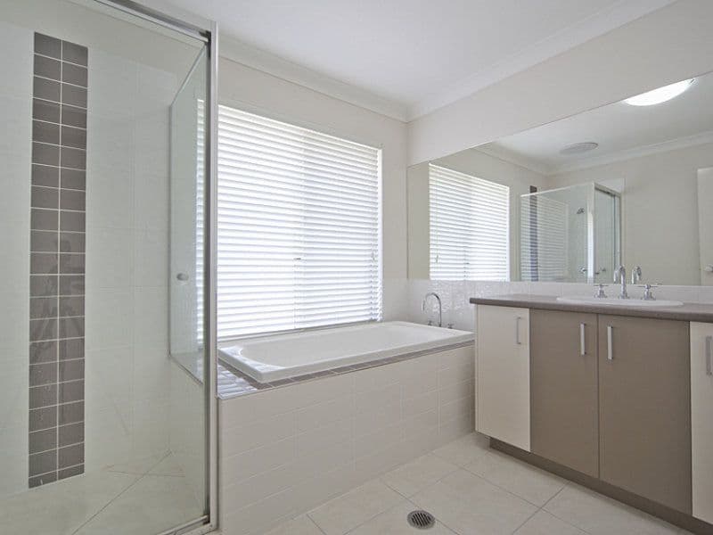 40 Elvena Circuit, Little Mountain QLD 4551, Little Mountain - Thumbnail 5