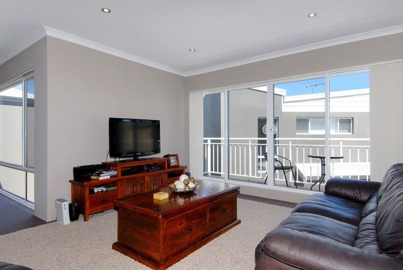 122/2729 Gold Coast Highway, Broadbeach - Thumbnail 7