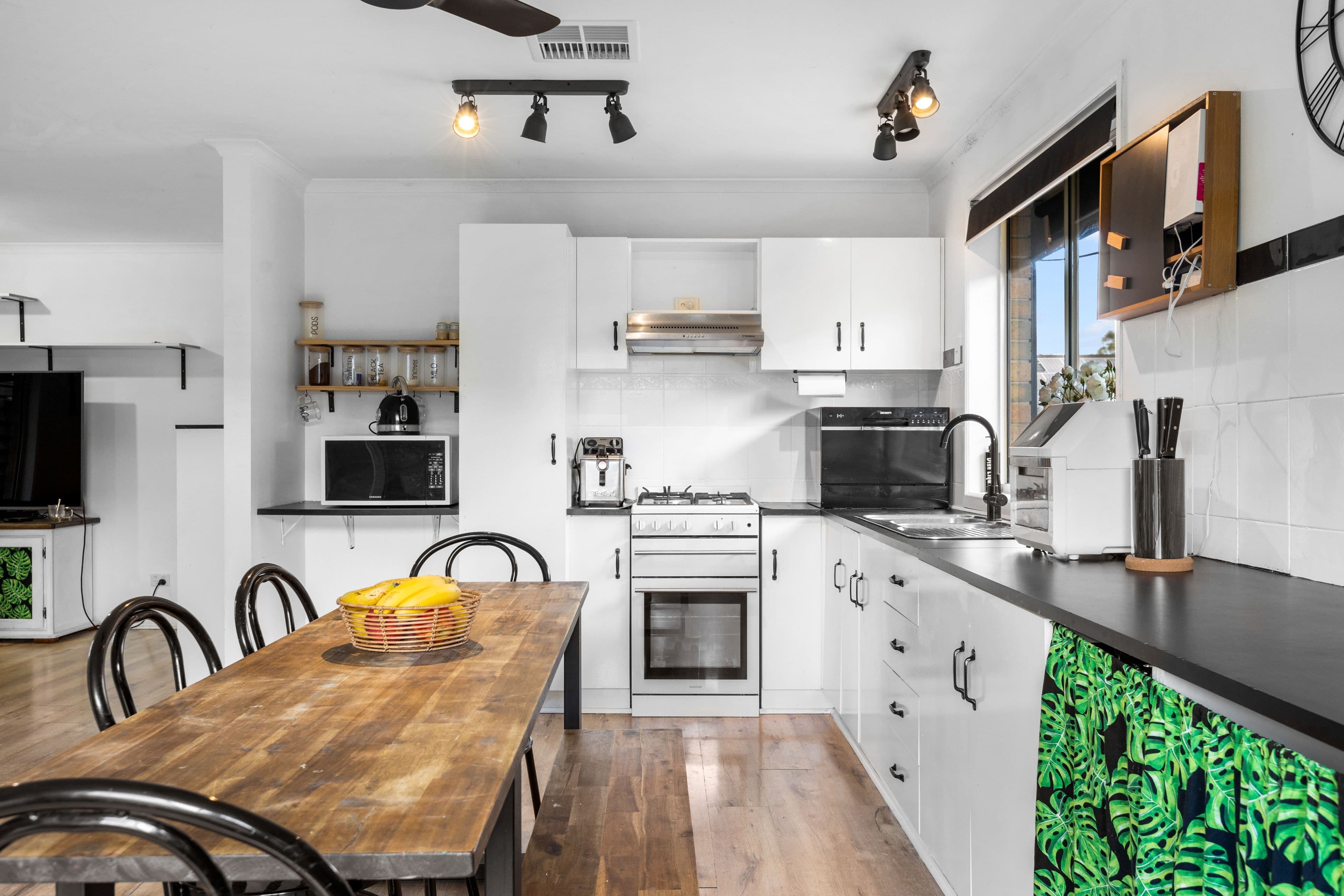 8 Barakoola Street, Pooraka SA 5095, Pooraka - Thumbnail 5
