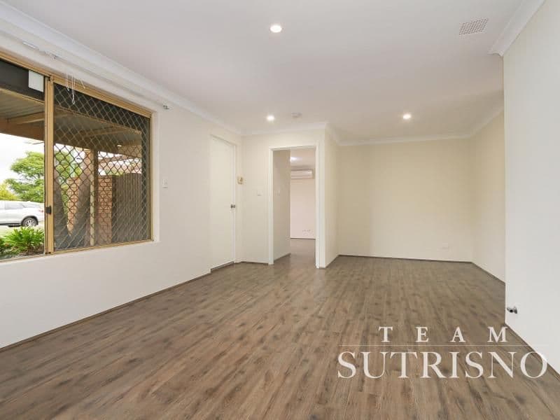 4 Ayres Court, Parkwood WA 6147, Parkwood - Image 1
