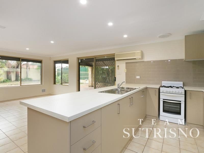 4 Ayres Court, Parkwood WA 6147, Parkwood - Thumbnail 2
