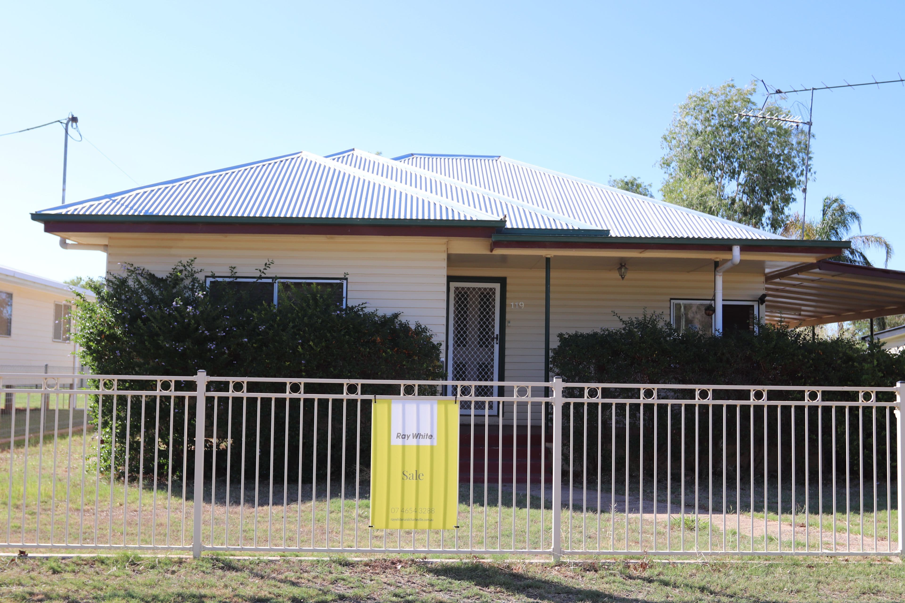 119 Watson Street, Charleville QLD 4470, Charleville - Image 1