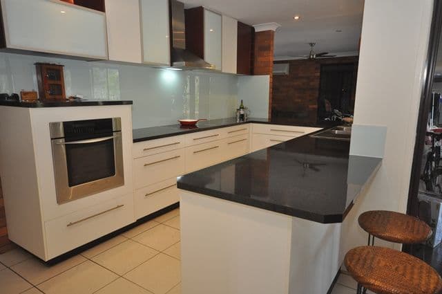 12 Shayne Avenue, DECEPTION BAY QLD 4508, Deception Bay - Thumbnail 3