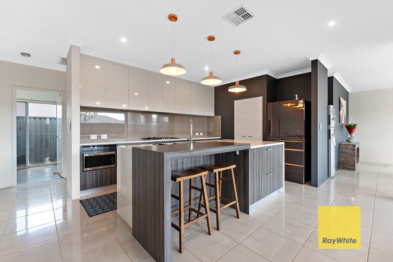 43 Clementine Boulevard, TREEBY WA 6164, Treeby - Thumbnail 4
