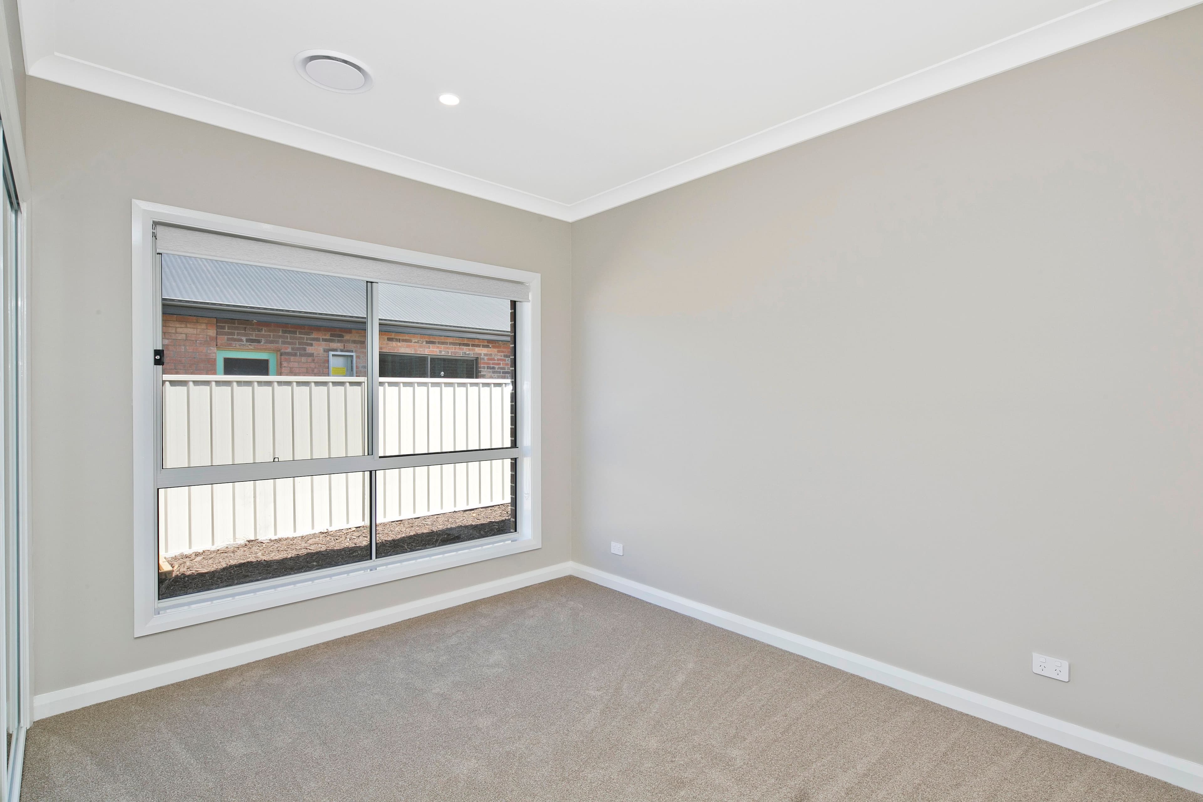 48 Quiberon Way, Goulburn - Thumbnail 8