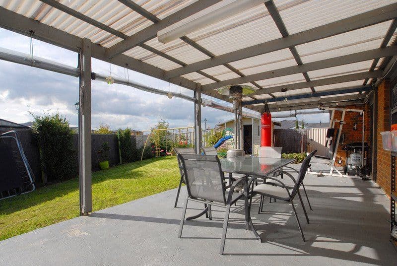 15 Manor Court, CRANBOURNE EAST VIC 3977, Cranbourne East - Thumbnail 5