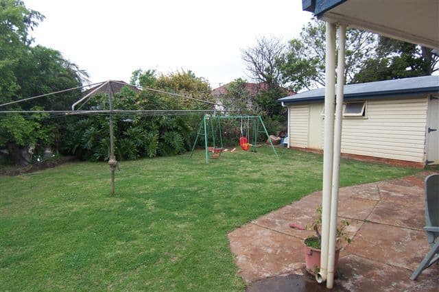 32 Esmond Street, TOOWOOMBA QLD 4350, Toowoomba - Thumbnail 6
