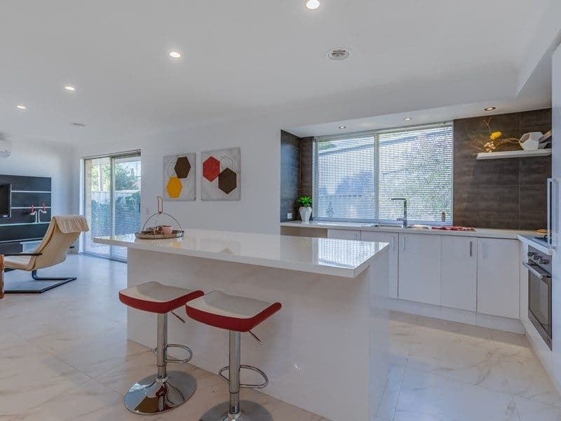 6 Calca Place, Kenwick WA 6107, Kenwick - Thumbnail 2