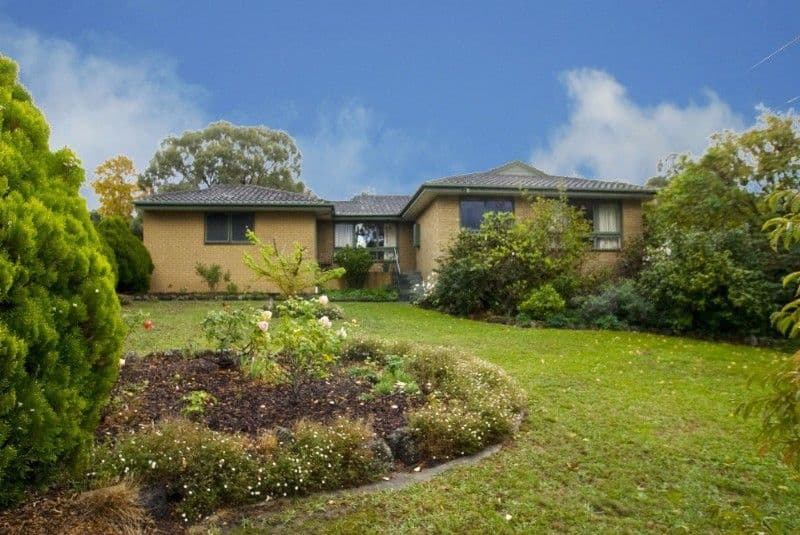 1 Lee-Ann Crescent, CROYDON VIC 3136, Croydon - Image 1