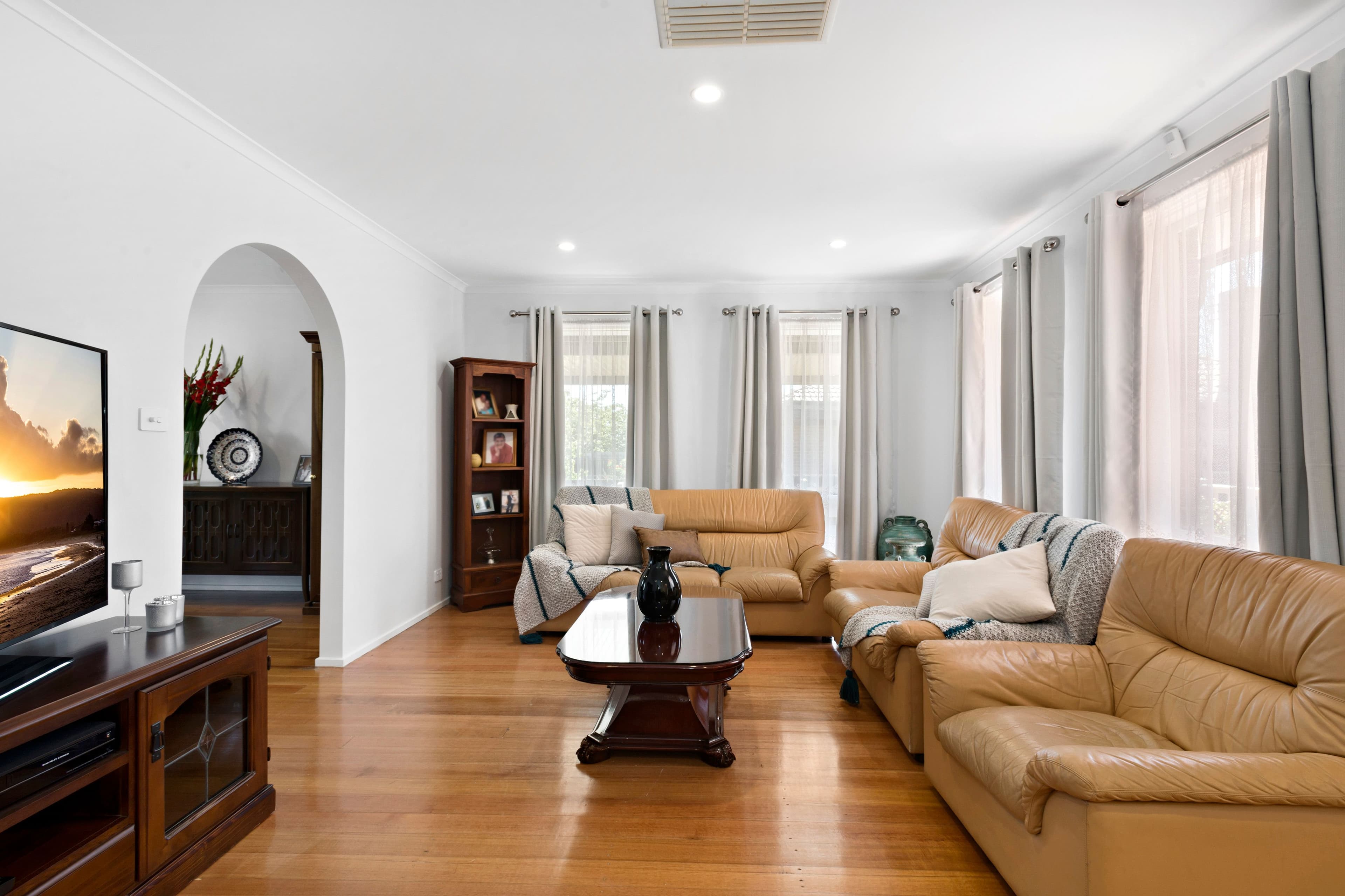 11 Mcphee Court, Thomastown VIC 3074, Thomastown - Thumbnail 2