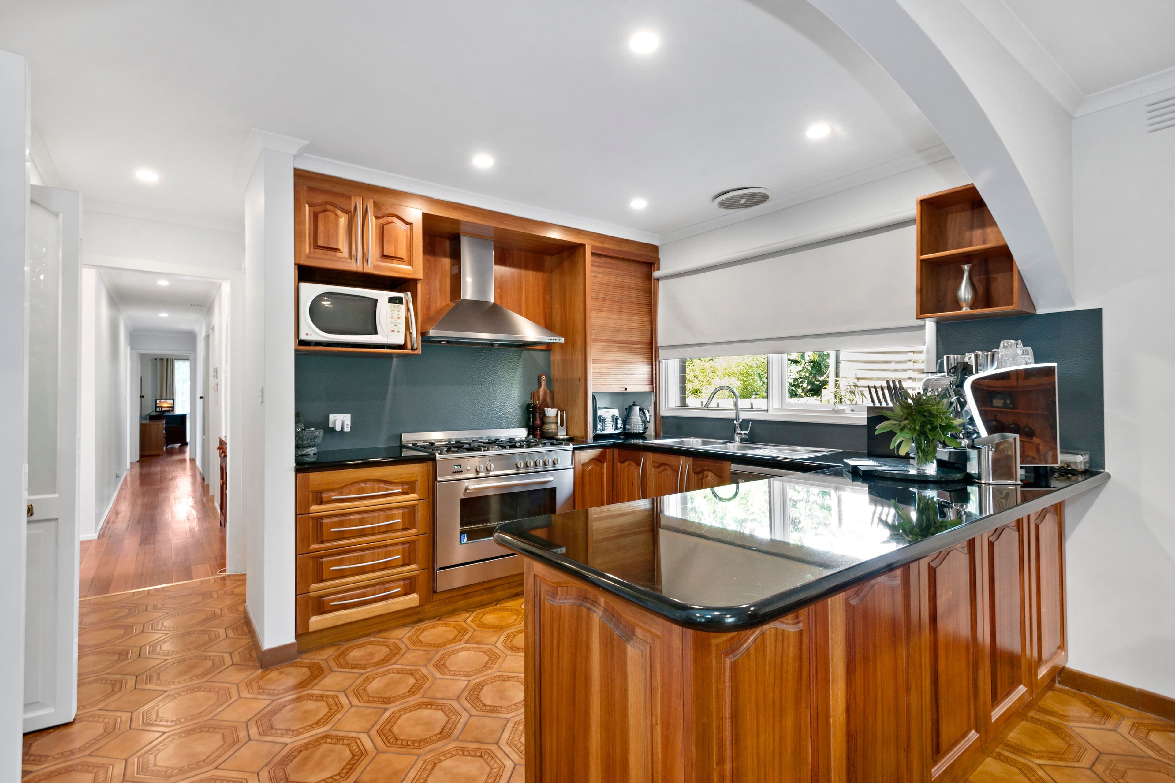 11 Mcphee Court, Thomastown VIC 3074, Thomastown - Thumbnail 4