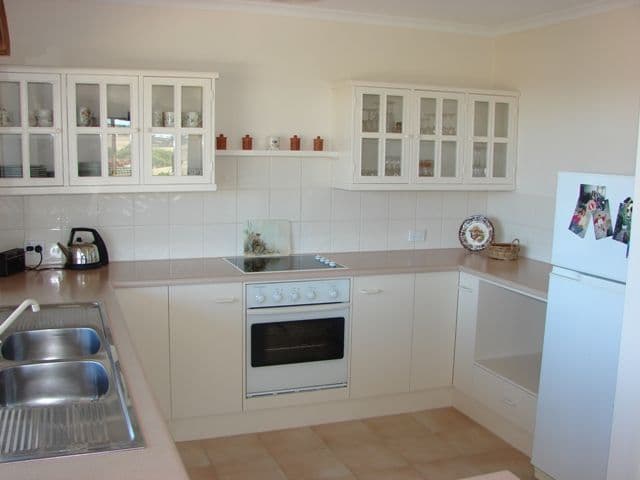 36 White Cresent, ENCOUNTER BAY SA 5211, Encounter Bay - Thumbnail 4