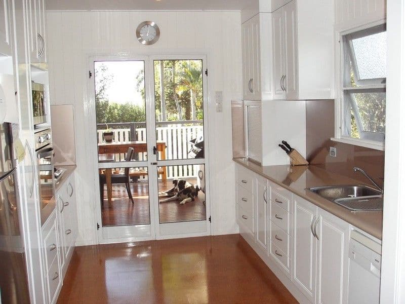 106 Caroline Street, THE RANGE QLD 4700, The Range - Thumbnail 2