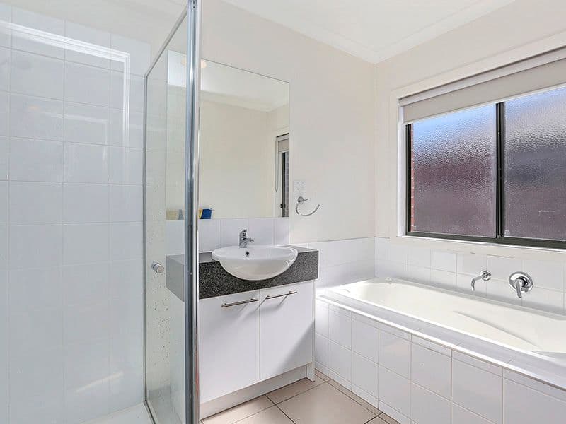 9 Ebbtide Drive, Leopold VIC 3224, Leopold - Thumbnail 5