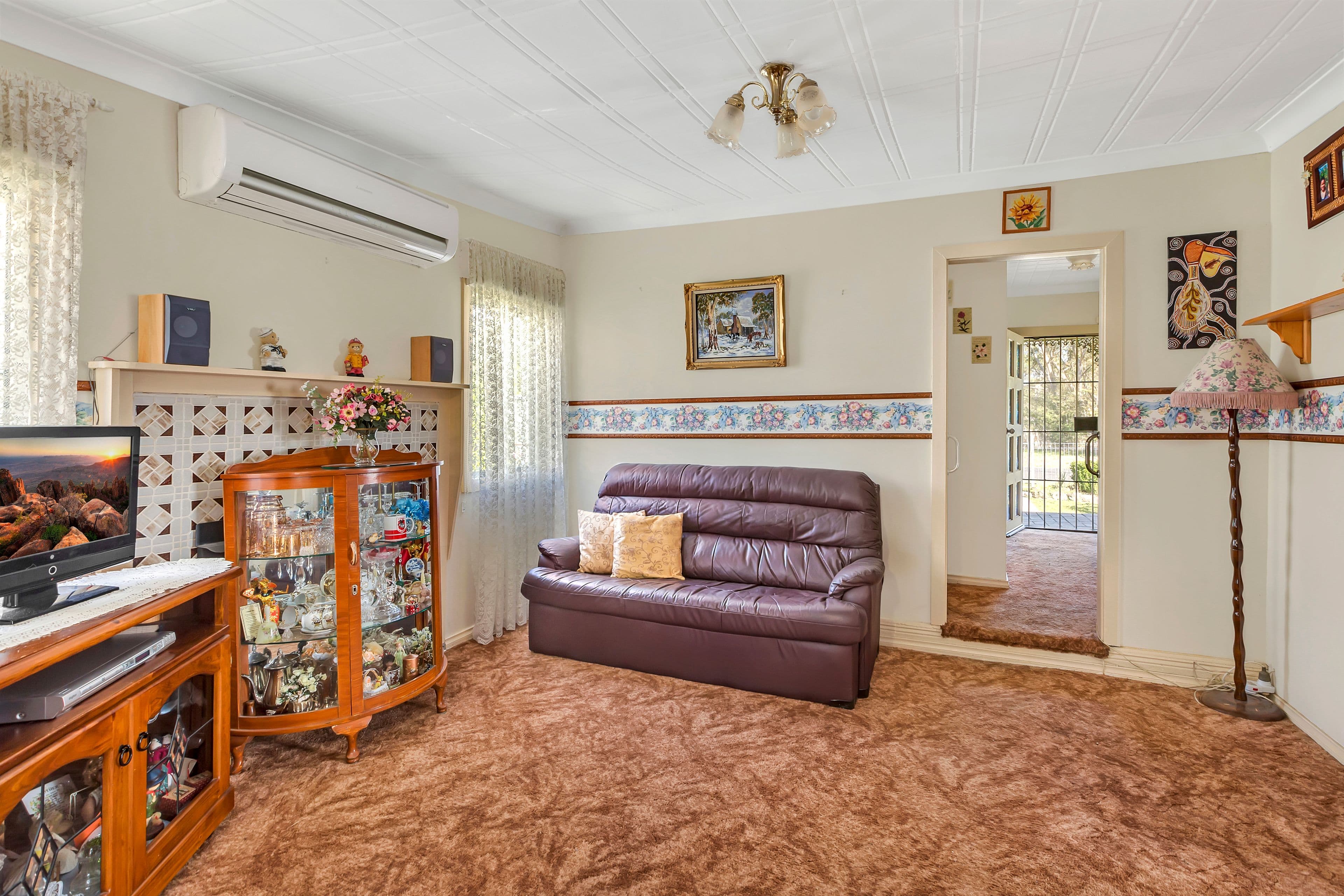 75 Ridge Street, Portland - Thumbnail 2