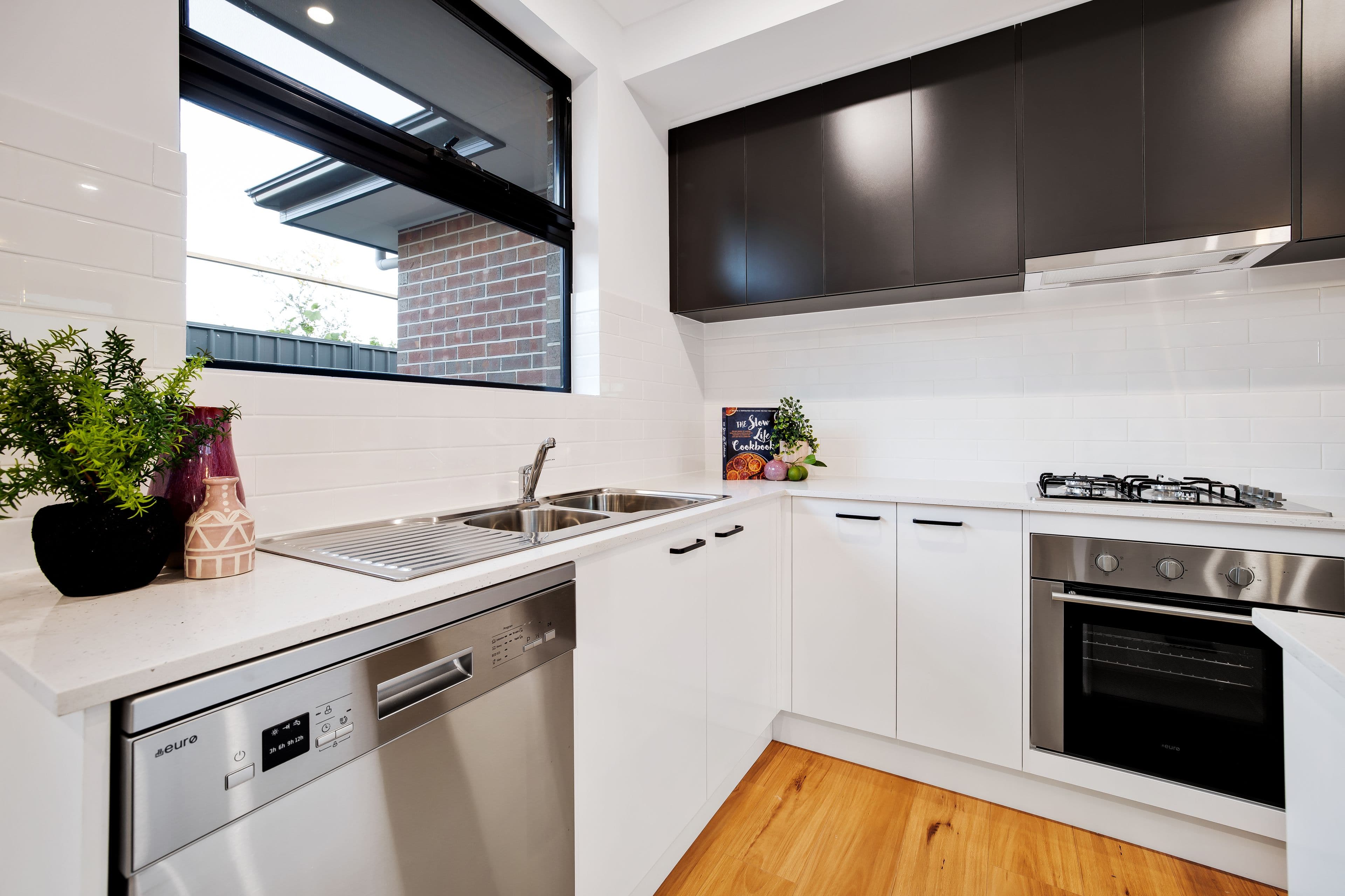 82 Bradley Grove, Mitchell Park SA 5043, Mitchell Park - Thumbnail 4