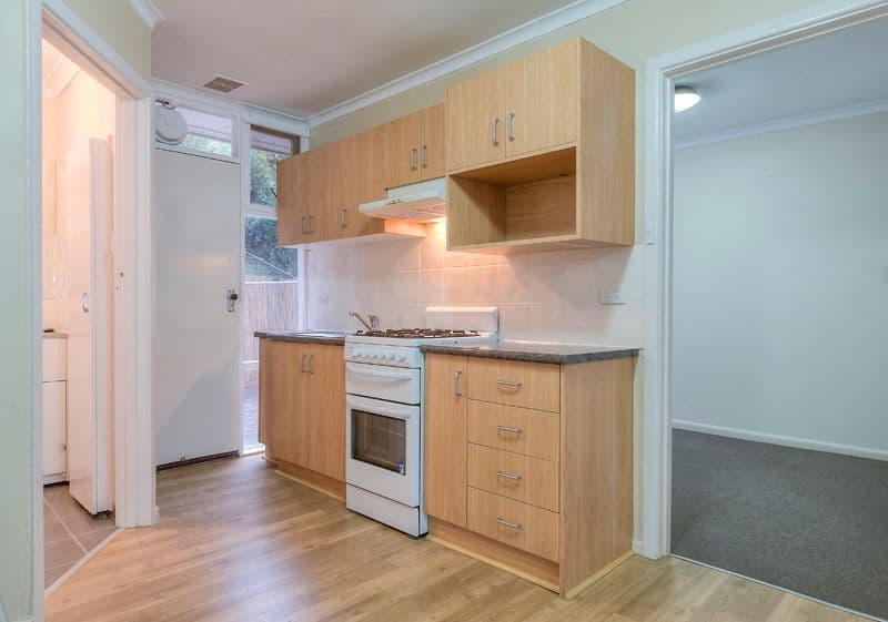 71 Pine Street, Reservoir VIC 3073, Reservoir - Thumbnail 5