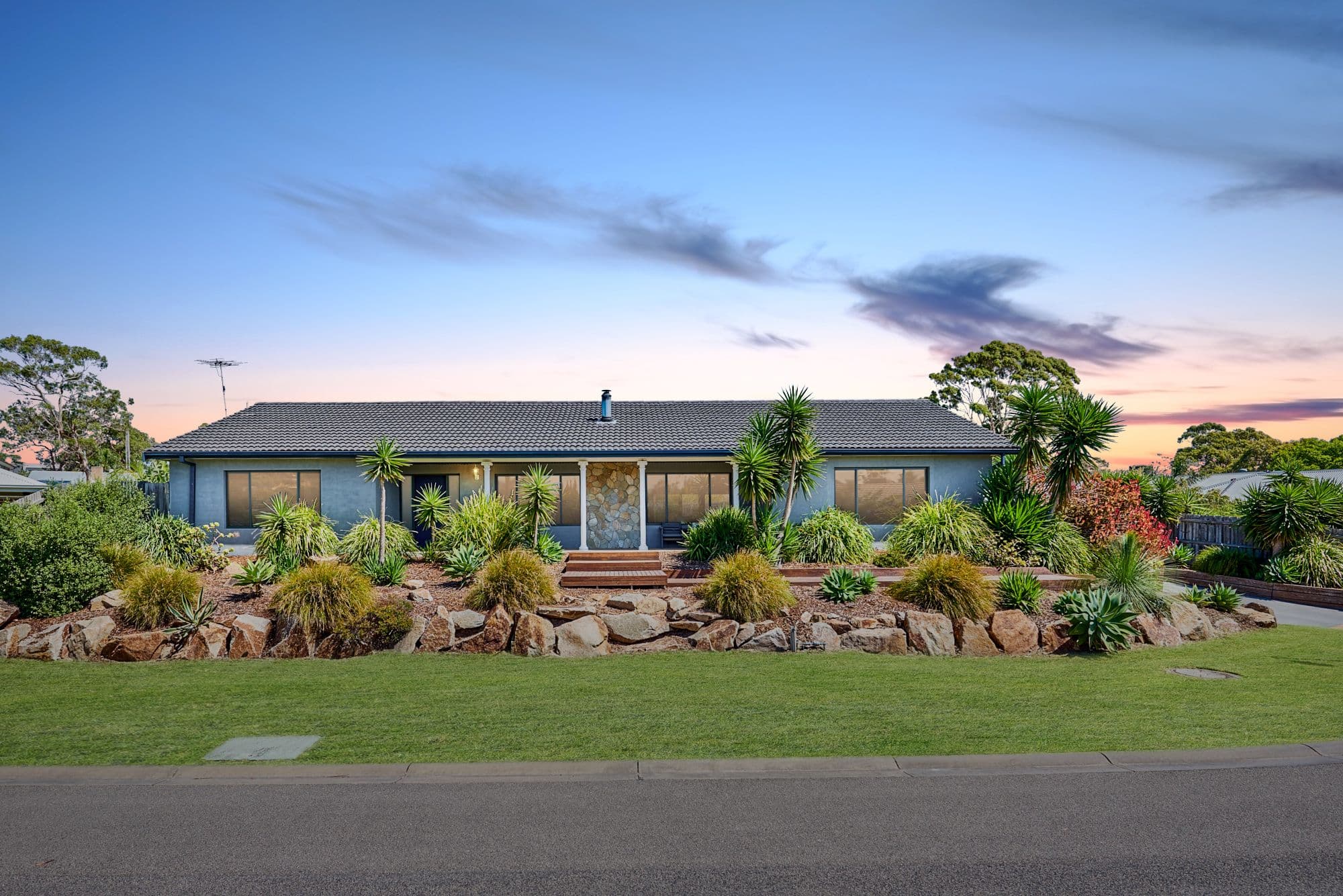 72 Bayview Avenue, Rosebud VIC 3939, Rosebud - Thumbnail 2
