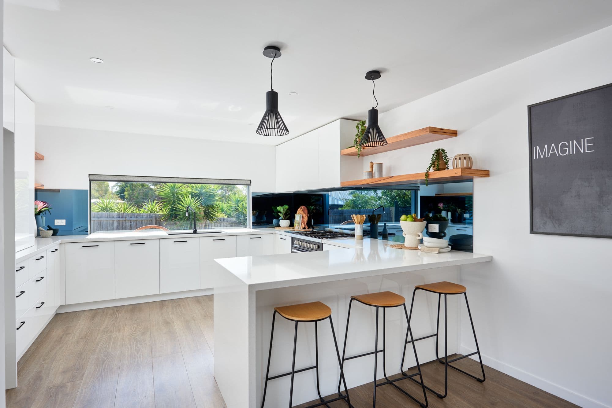 72 Bayview Avenue, Rosebud VIC 3939, Rosebud - Thumbnail 3