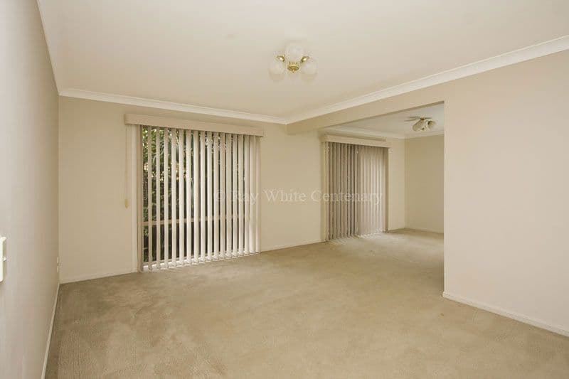 15 Abel Smith Crescent, MOUNT OMMANEY QLD 4074, Mount Ommaney - Thumbnail 5