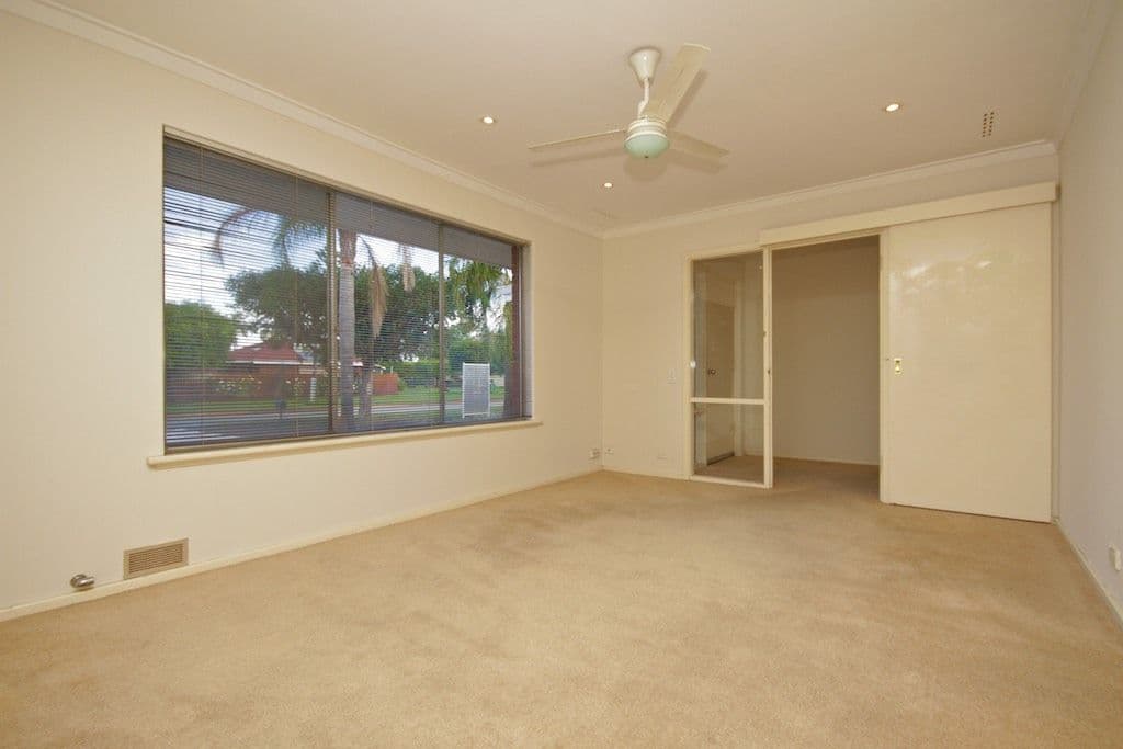 20 Maritana Street, MORLEY WA 6062, Morley - Thumbnail 2