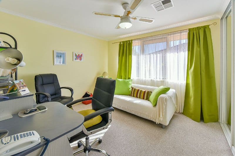 3 Popondetta Place, Glenfield NSW 2167, Glenfield - Thumbnail 8