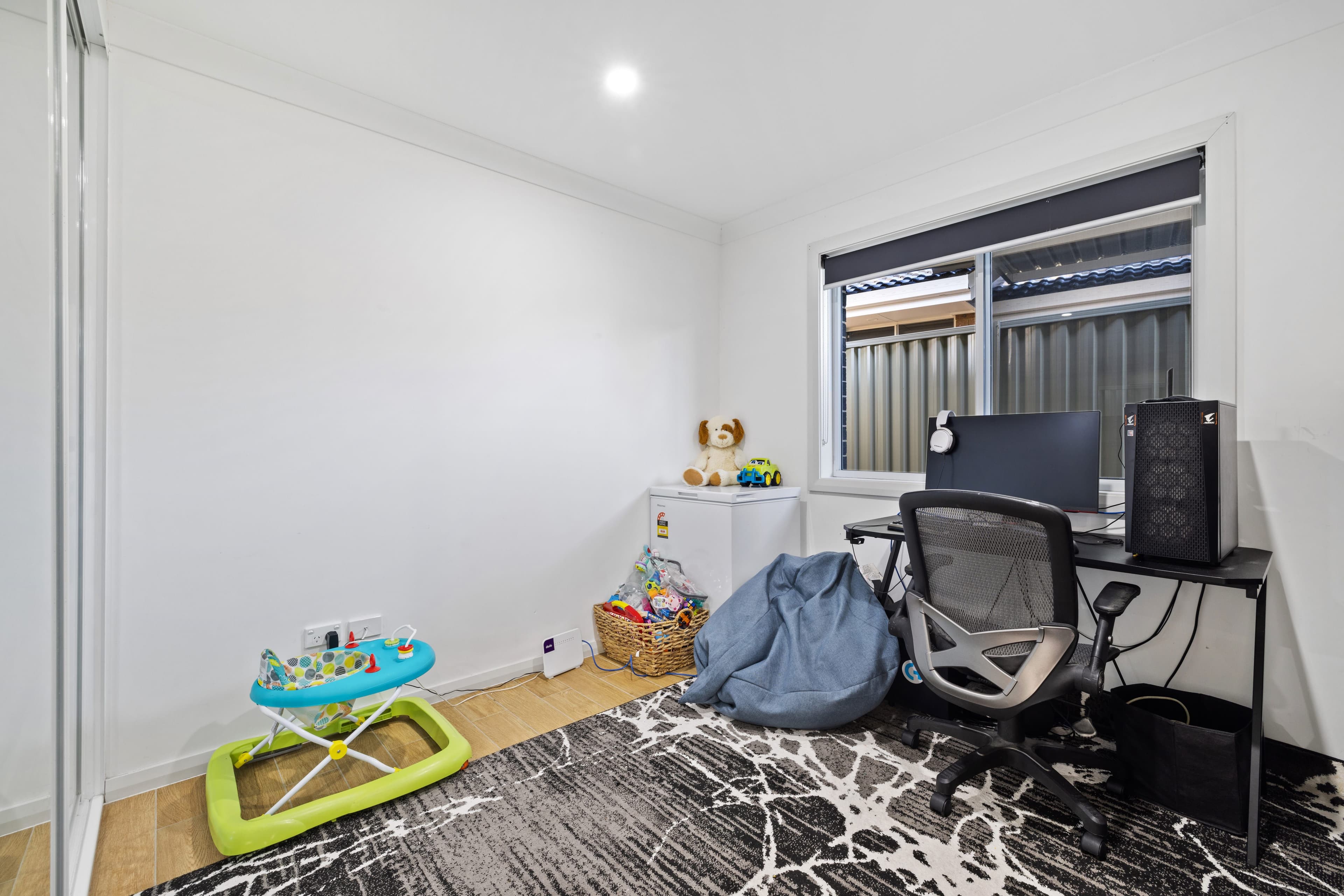4 & 4a Sebastian Avenue, Rosemeadow NSW 2560, Rosemeadow - Thumbnail 7