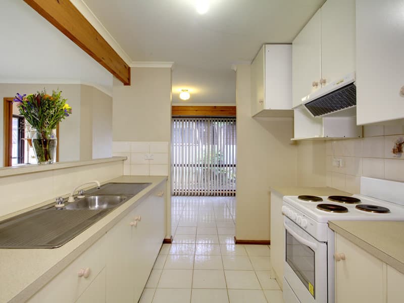 6 Leaker Avenue, Aldinga Beach - Thumbnail 4