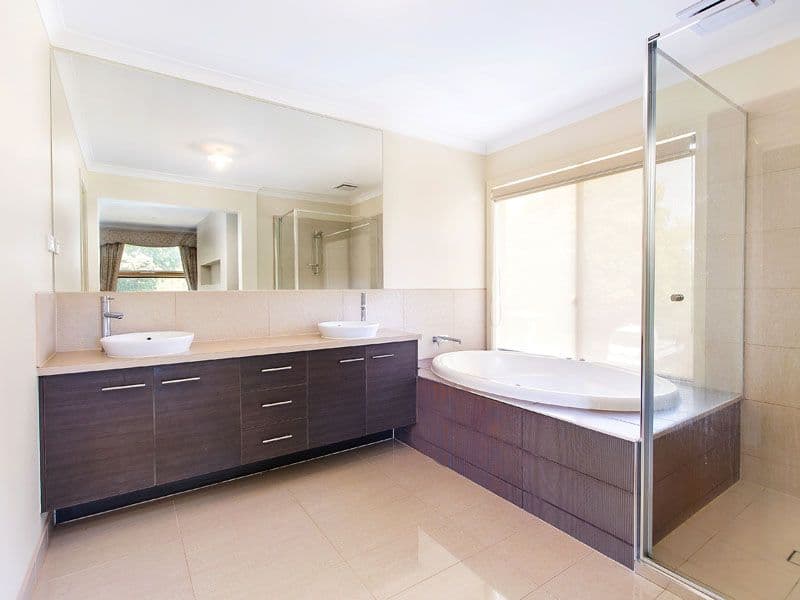 6 Kathrin Avenue, DINGLEY VILLAGE VIC 3172, Dingley Village - Thumbnail 7