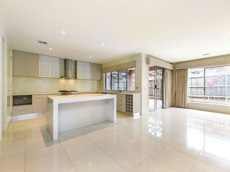 6 Kathrin Avenue, DINGLEY VILLAGE VIC 3172, Dingley Village - Thumbnail 8